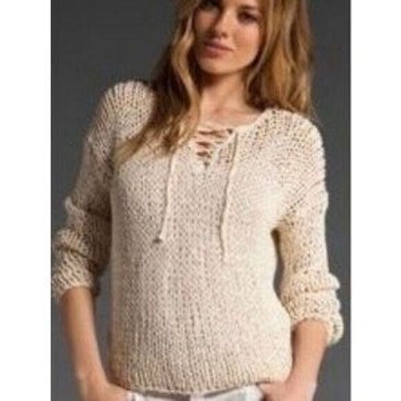 VINCe. Women’s Small Cream Hand Knit Lace Up Chunky Sweater - Picture 1 of 12